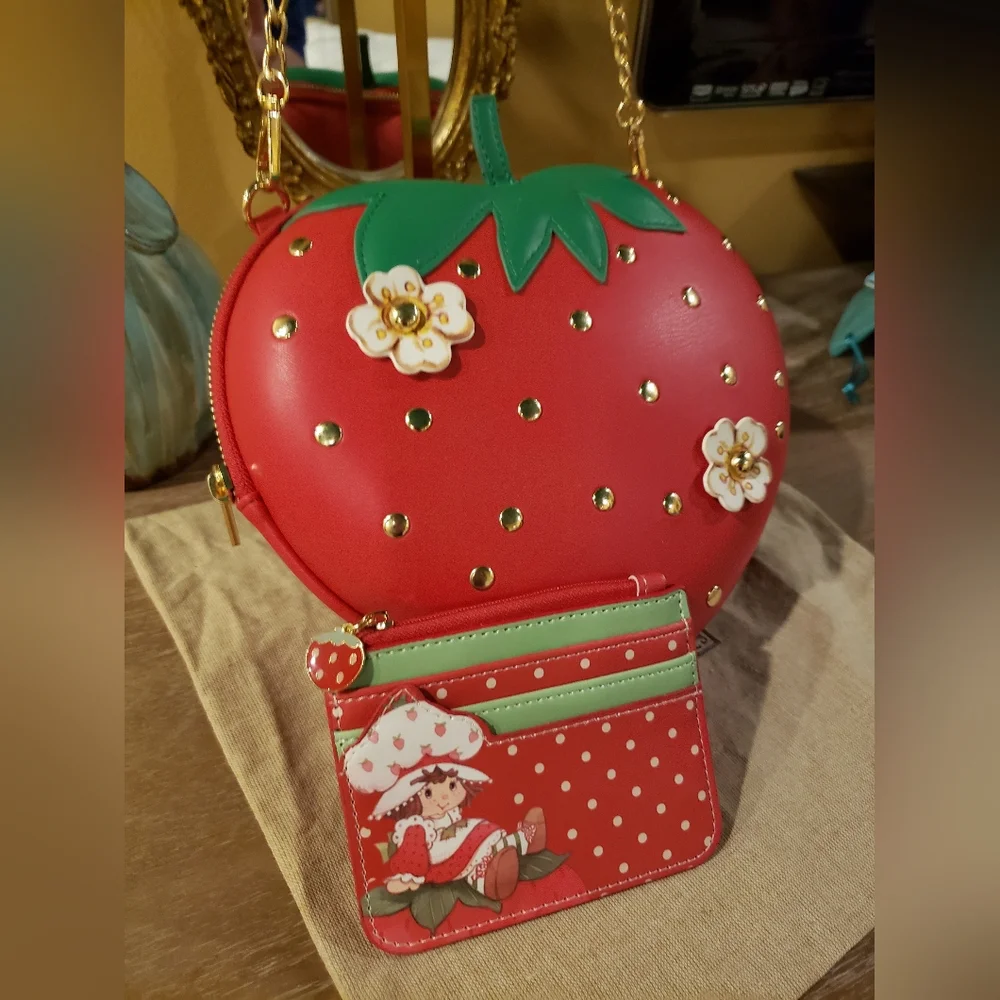 NEW! SET! Strawberry Shortcake Shaped Crossbody Bag & Zip Card Holder - Picture 3 of 5